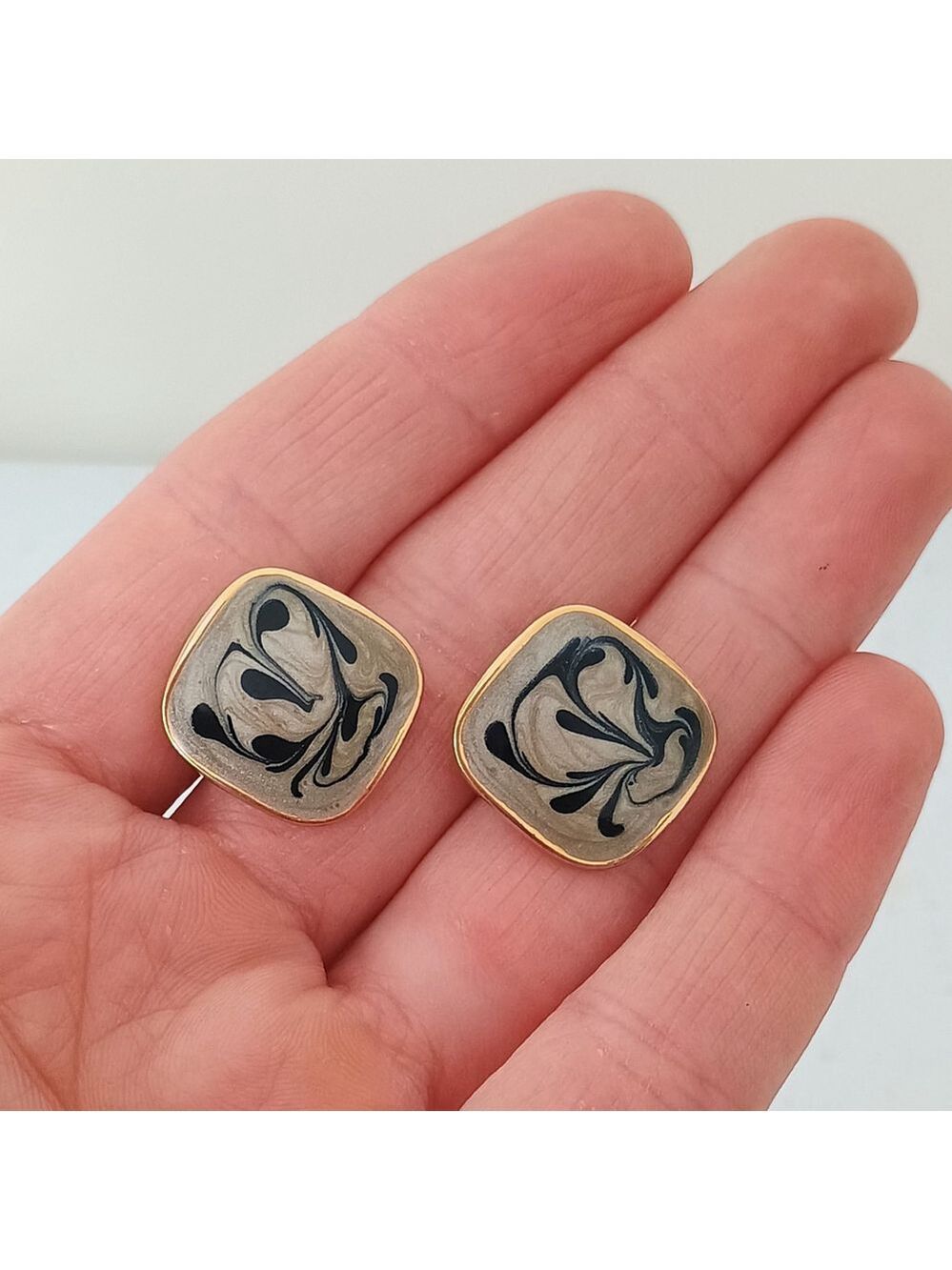 Vintage Square Gold Tone Black & Beige Brown Enamel Earrings Pierced